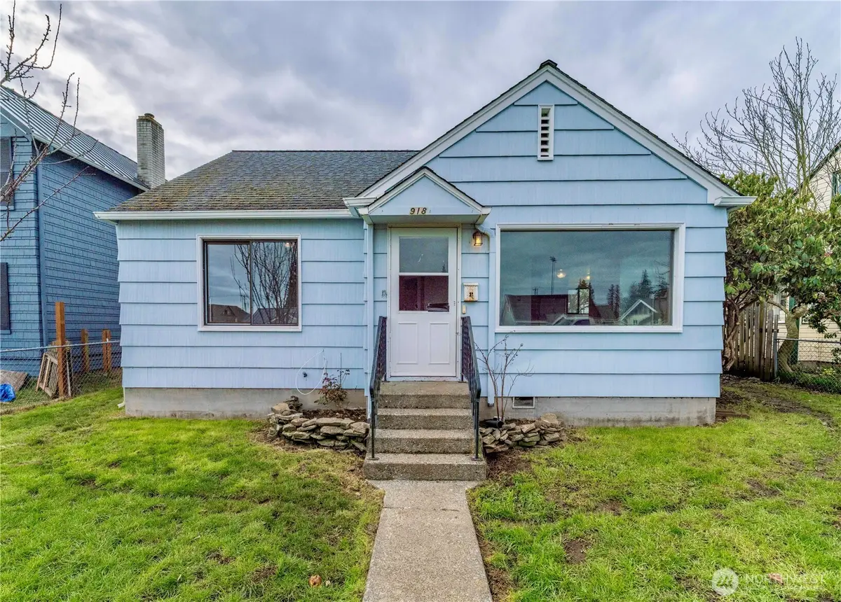 918 E 5th Street, Port Angeles, WA 98362 - #1