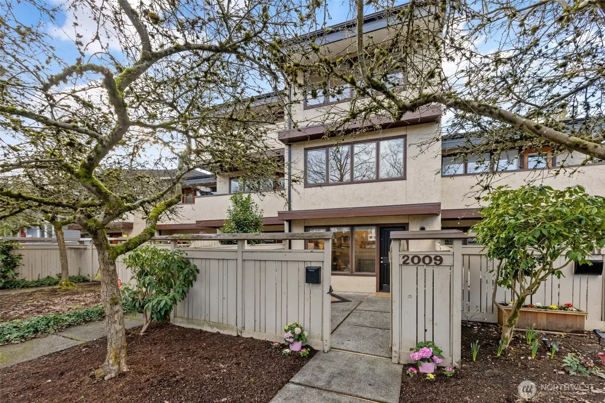 2009 42nd Avenue E, Seattle, WA 98112 - #1