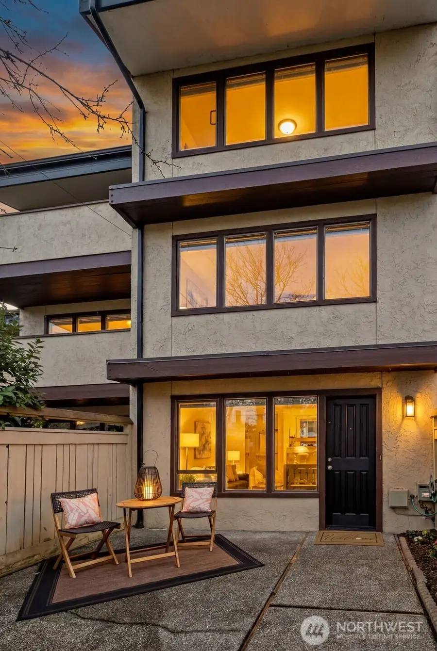 2009 42nd Avenue E, Seattle, WA 98112 - #2