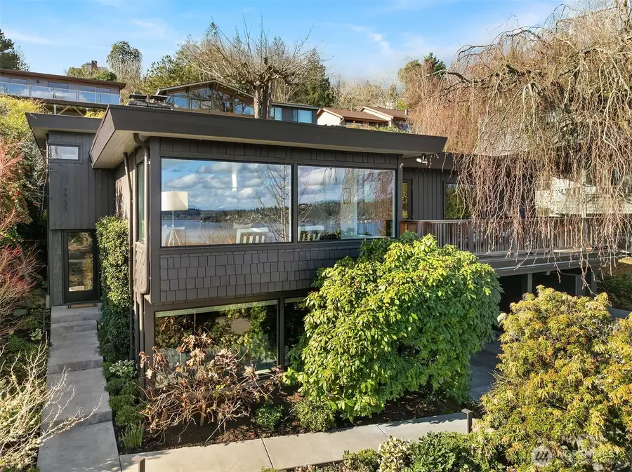 7733 58th Avenue Ne, Seattle, WA 98115 - #2