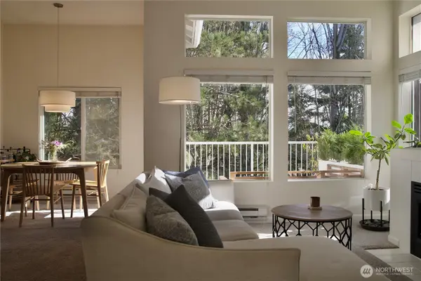 22202 42nd Avenue S #204, Kent, WA 98032