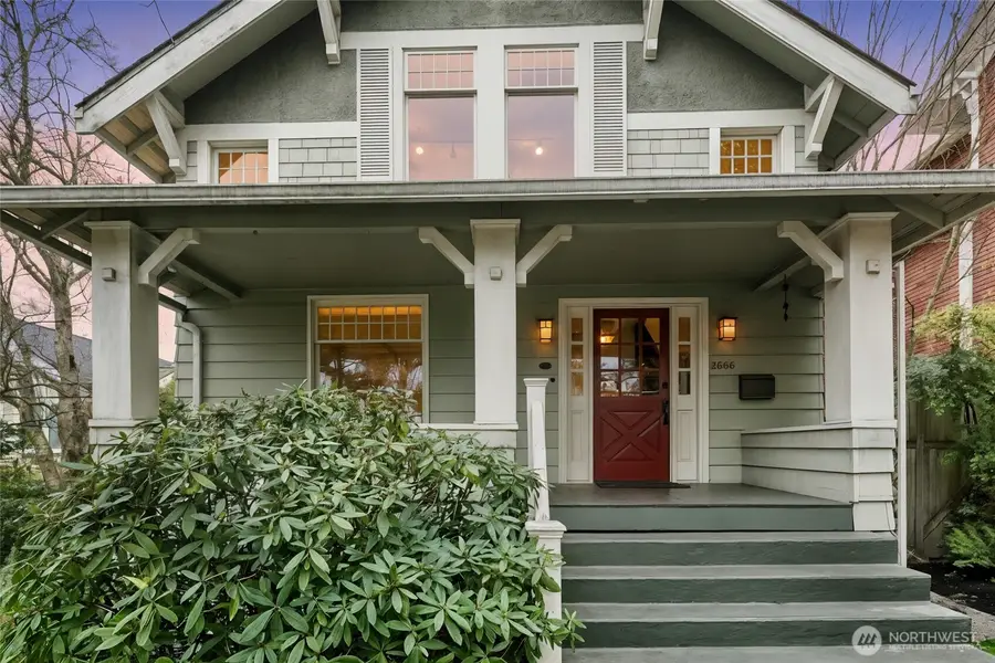 2636 Mayfair Ave N, Seattle, WA 98109 - #3