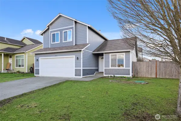 9826 Greenleaf Loop Se, Yelm, WA 98597