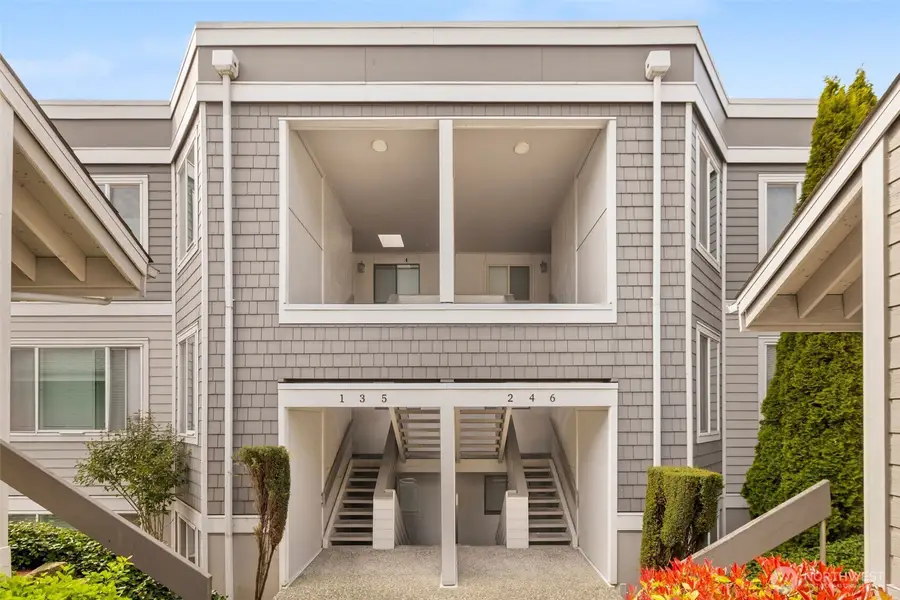 4202 Factoria Blvd Se #D2, Bellevue, WA 98006 - #2