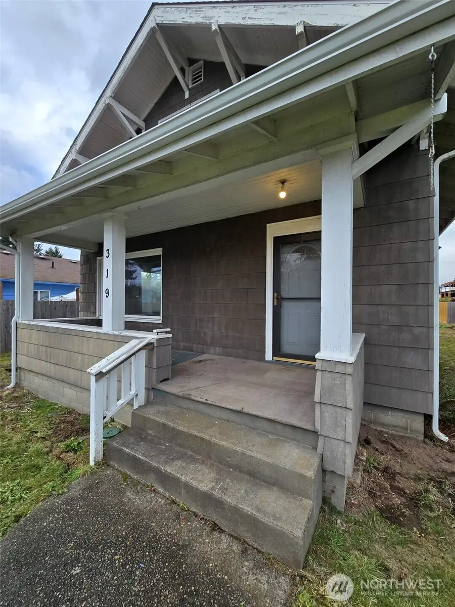319 S 82nd Street, Tacoma, WA 98408 - #2