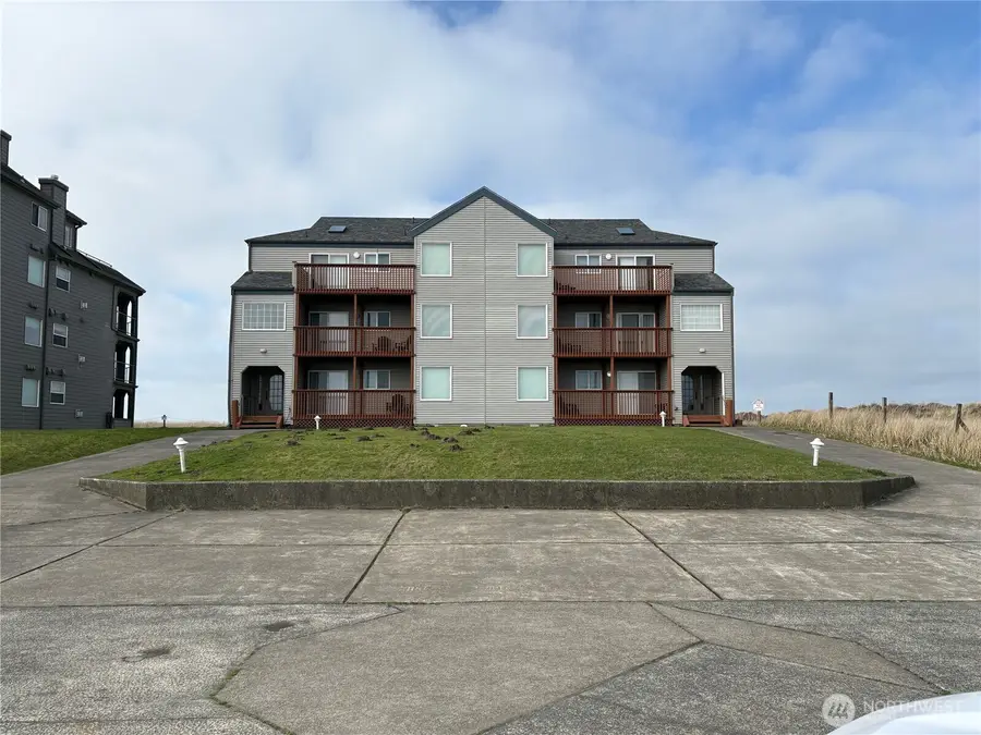 1399 Ocean Shores Boulevard Sw #1N-A, Ocean Shores, WA 98569 - #3