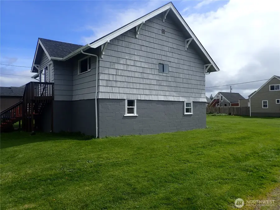 1519 Pacific Avenue, Aberdeen, WA 98520 - #2