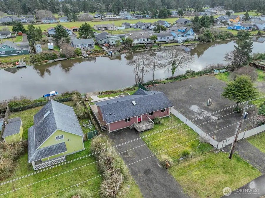 306 Point Brown Avenue Ne, Ocean Shores, WA 98569 - #2