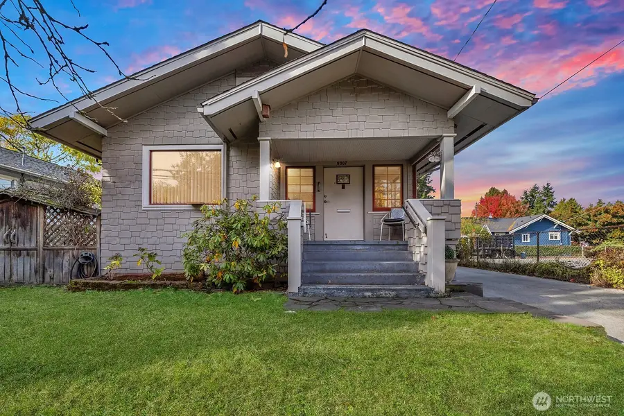 8007 Fremont Avenue N, Seattle, WA 98103 - #3