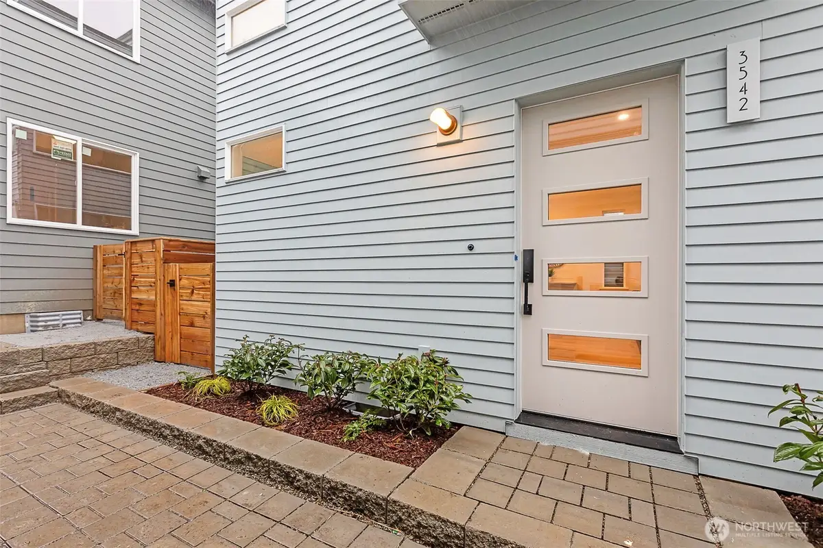 3542 S Dawson Street, Seattle, WA 98118 - #1