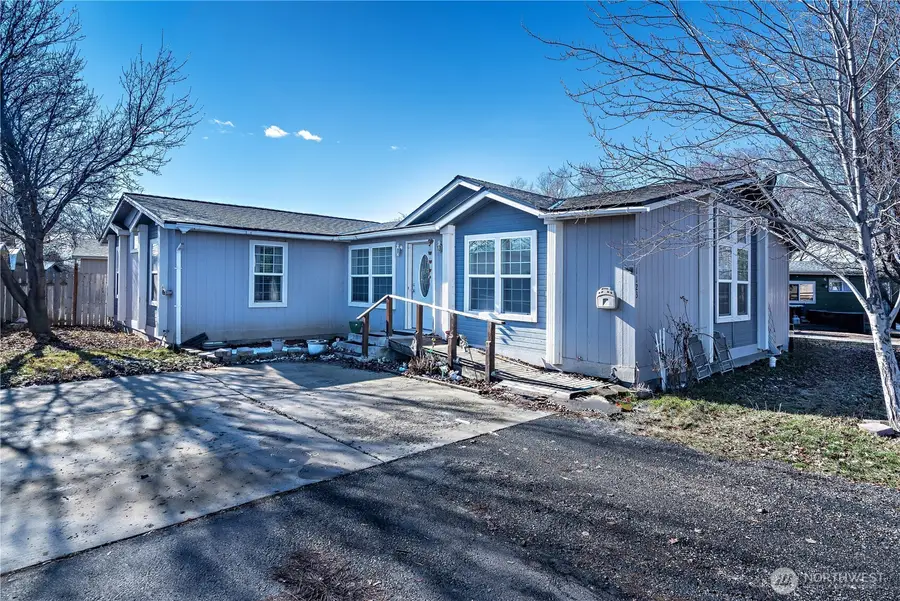 1123 Rainier, Kittitas, WA 98934 - #2