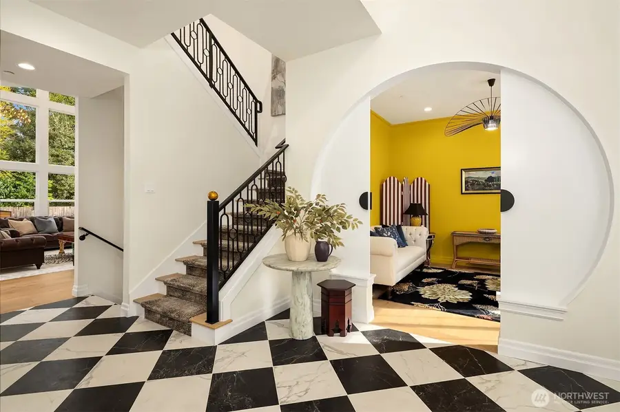 1024 91st Avenue Ne, Bellevue, WA 98004 - #3