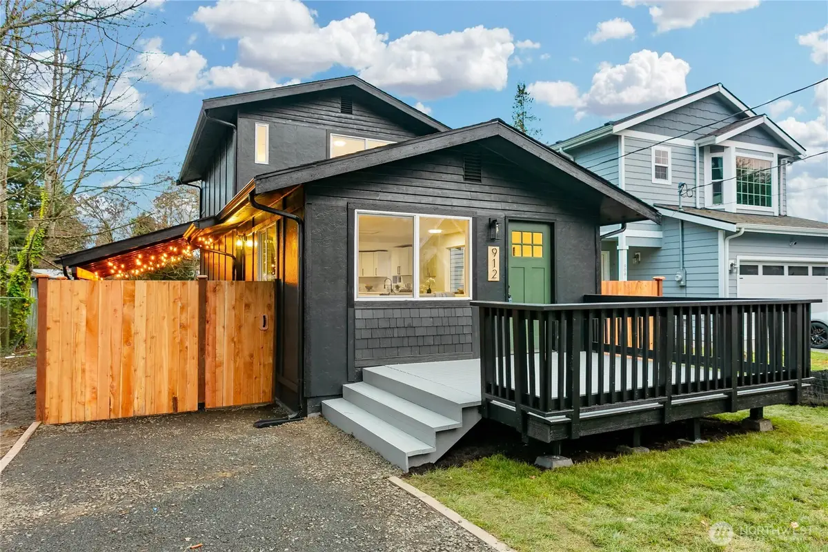 912 Austin Avenue, Port Orchard, WA 98366 - #1