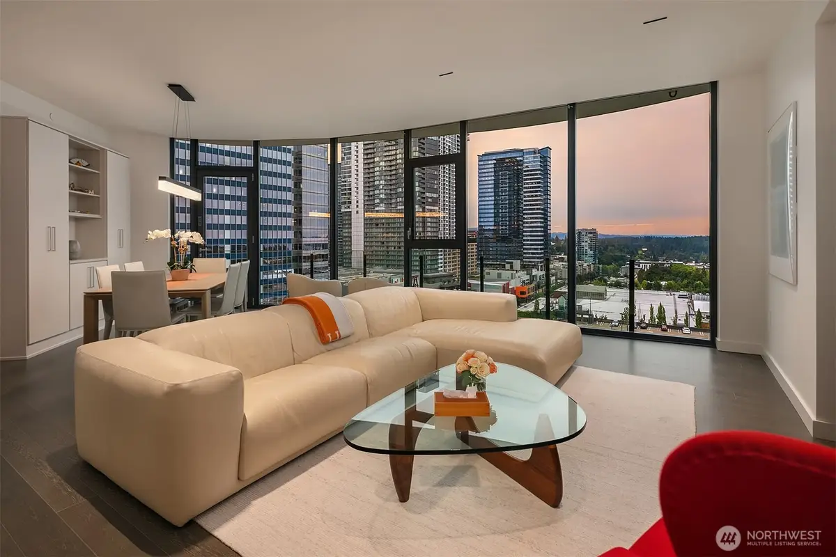 838 Avenue Square Ne #1207, Bellevue, WA 98004 - #1