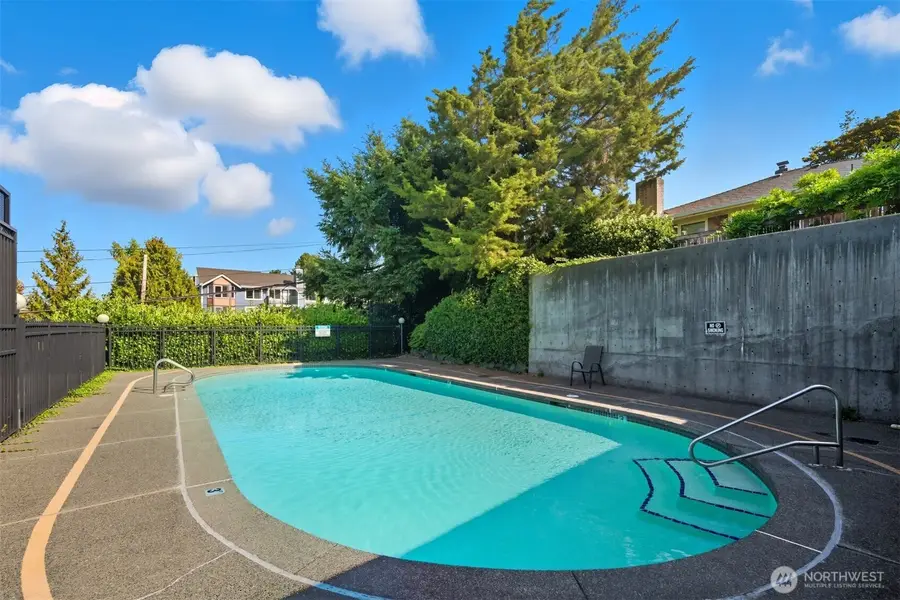 9416 1st Avenue Ne #305, Seattle, WA 98115 - #3