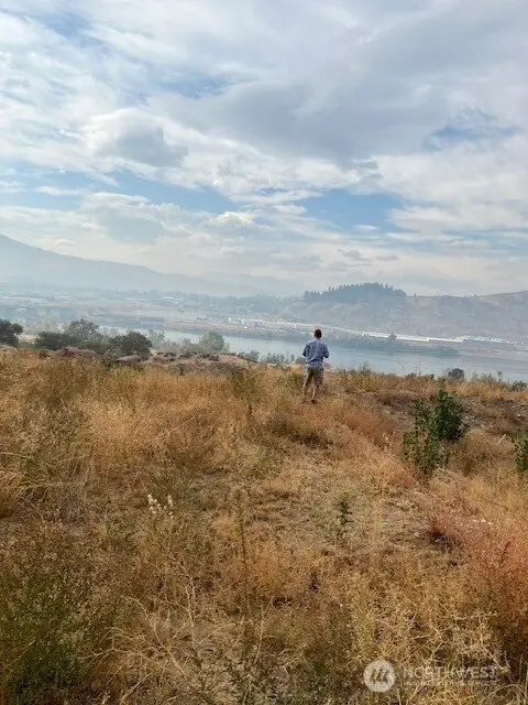 315 NW Deep River Court, East Wenatchee, WA 98802 - #2