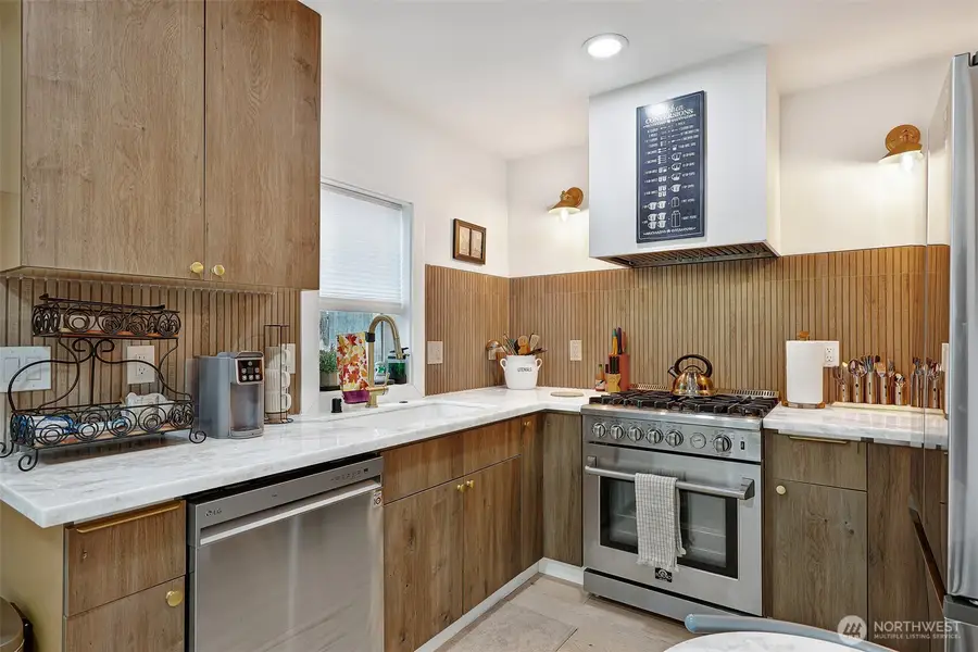 7514 12th Avenue Sw #B, Seattle, WA 98106 - #2