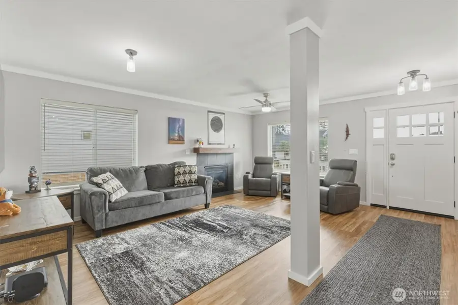 232 Shoreview Drive, Kelso, WA 98626 - #3