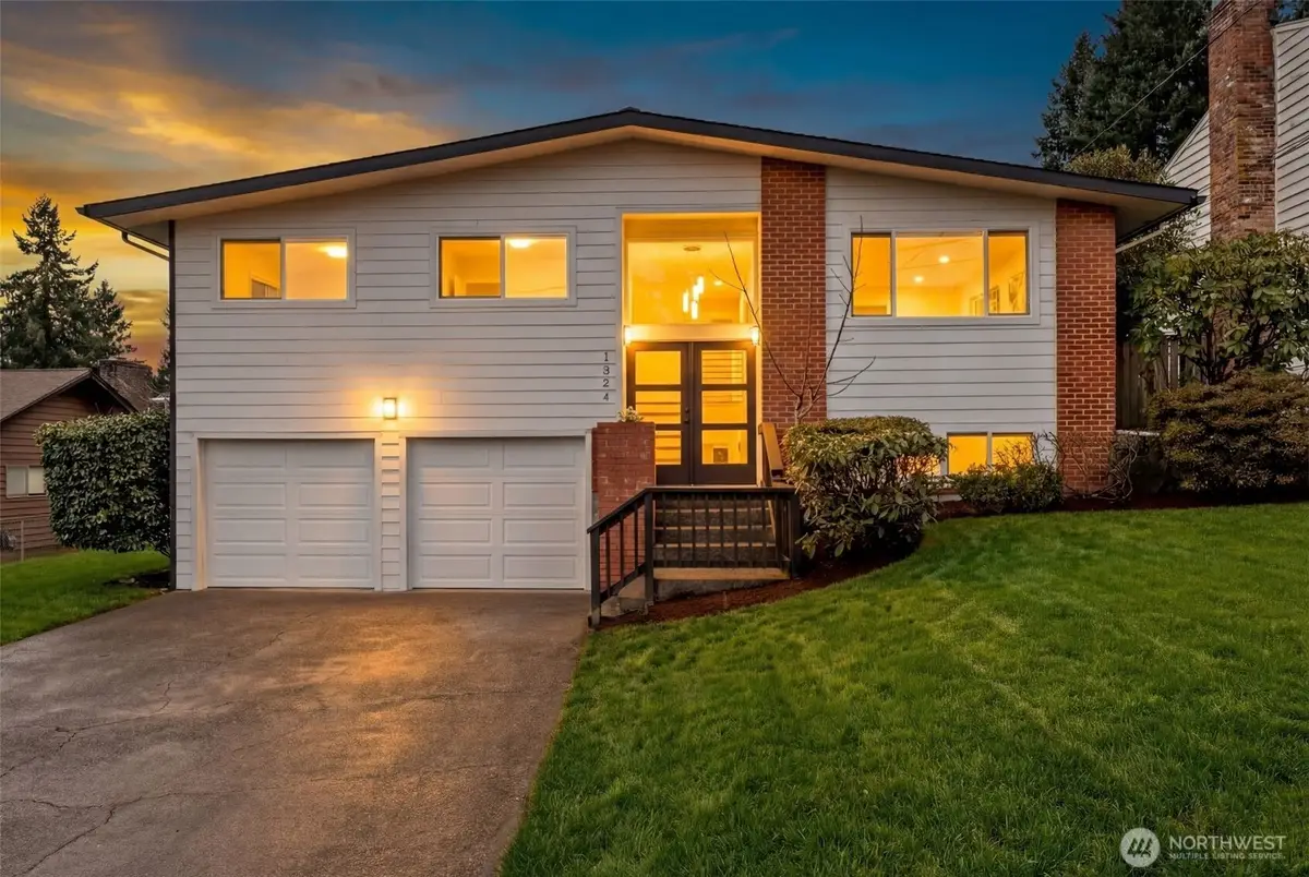 1324 E Walnut Street, Kent, WA 98030 - #1