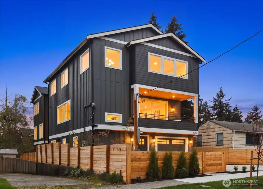 8815 Densmore Avenue N, Seattle, WA 98103 - #2