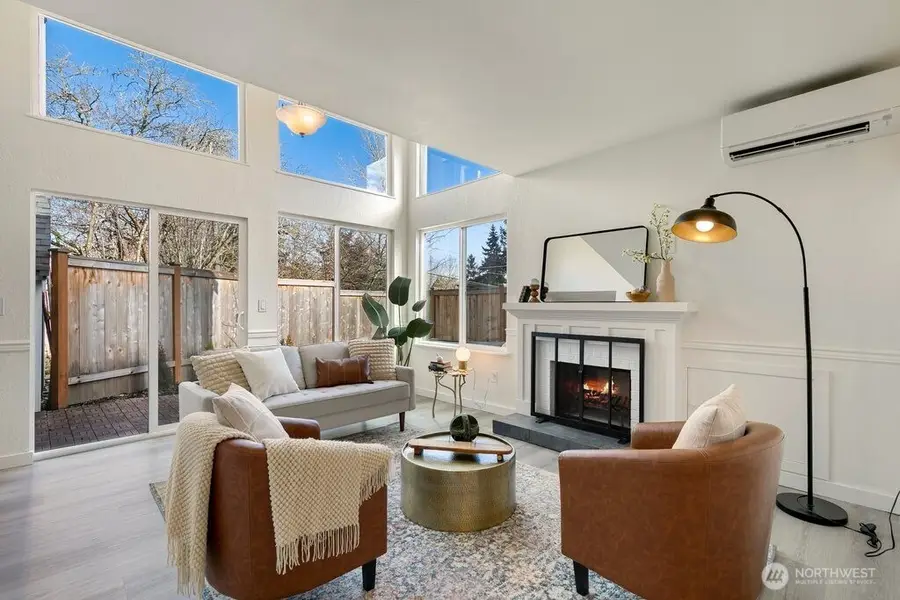 8401 25th Avenue Sw #A, Seattle, WA 98106 - #3