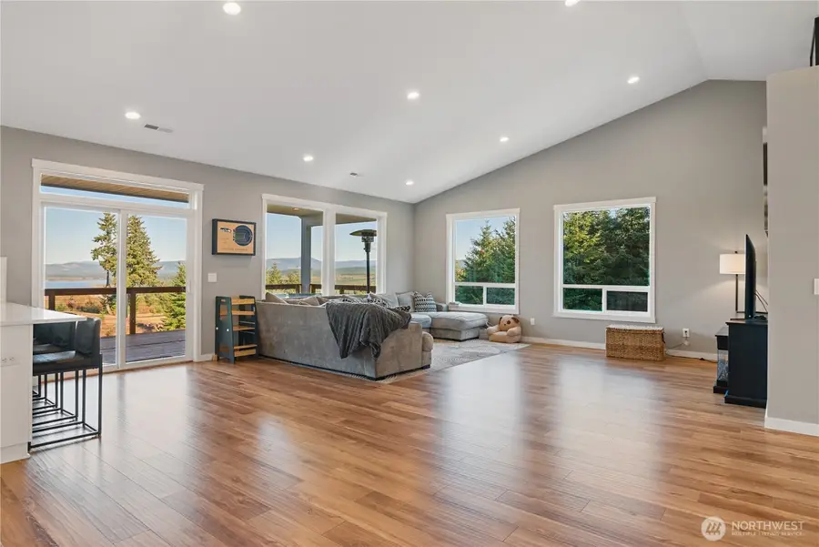 250 Red Rock Drive, Castle Rock, WA 98611 - #3