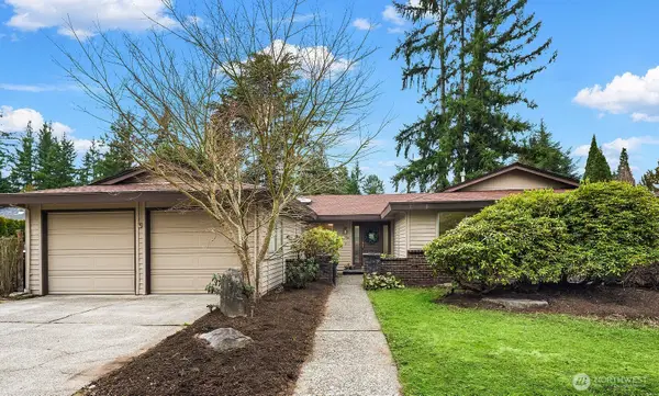 18204 NE 27th Street, Redmond, WA 98052