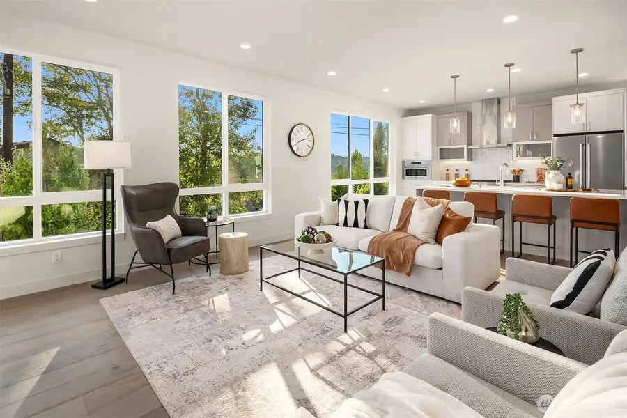 4570 22nd Avenue Sw, Seattle, WA 98106 - #3