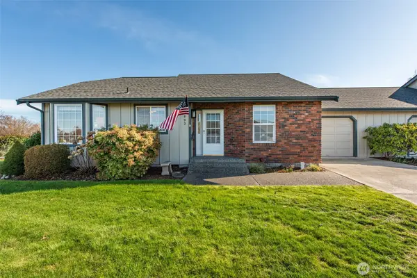 892 N Oxford Way, Sequim, WA 98382