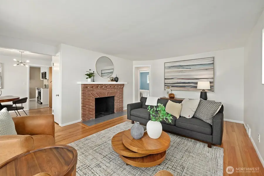 7541 32nd Avenue Ne, Seattle, WA 98115 - #3