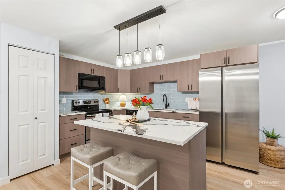 700 Front Street S #B103, Issaquah, WA 98027 - #1