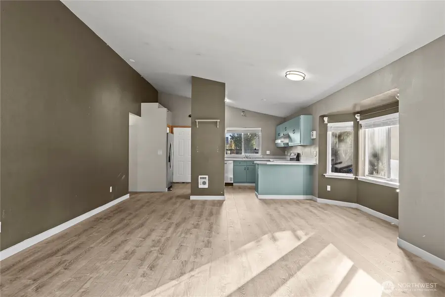 17517 Park Avenue S, Spanaway, WA 98387 - #3