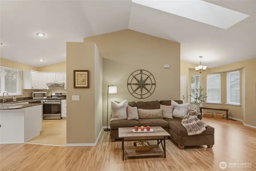 2415 SE 8th Place, Renton, WA 98055 - #2