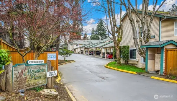 21306 48th Avenue W #C2, Mountlake Terrace, WA 98043