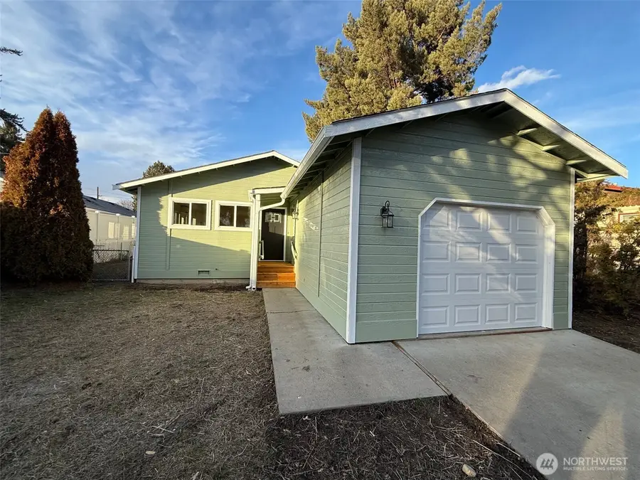 313 W 11th Avenue, Ellensburg, WA 98926 - #2