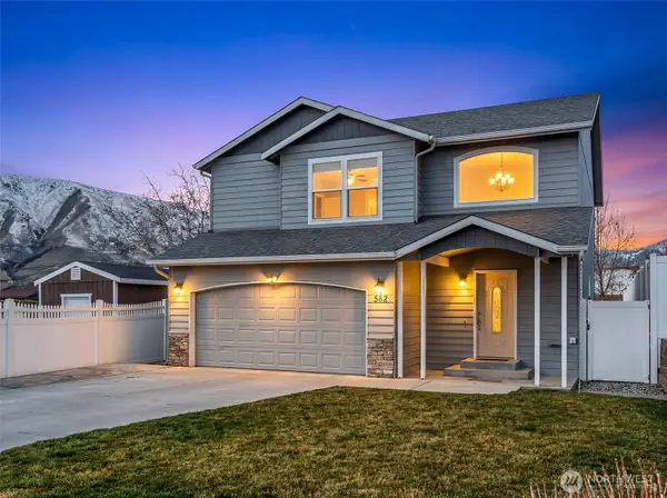 582 S James Avenue, East Wenatchee, WA 98802
