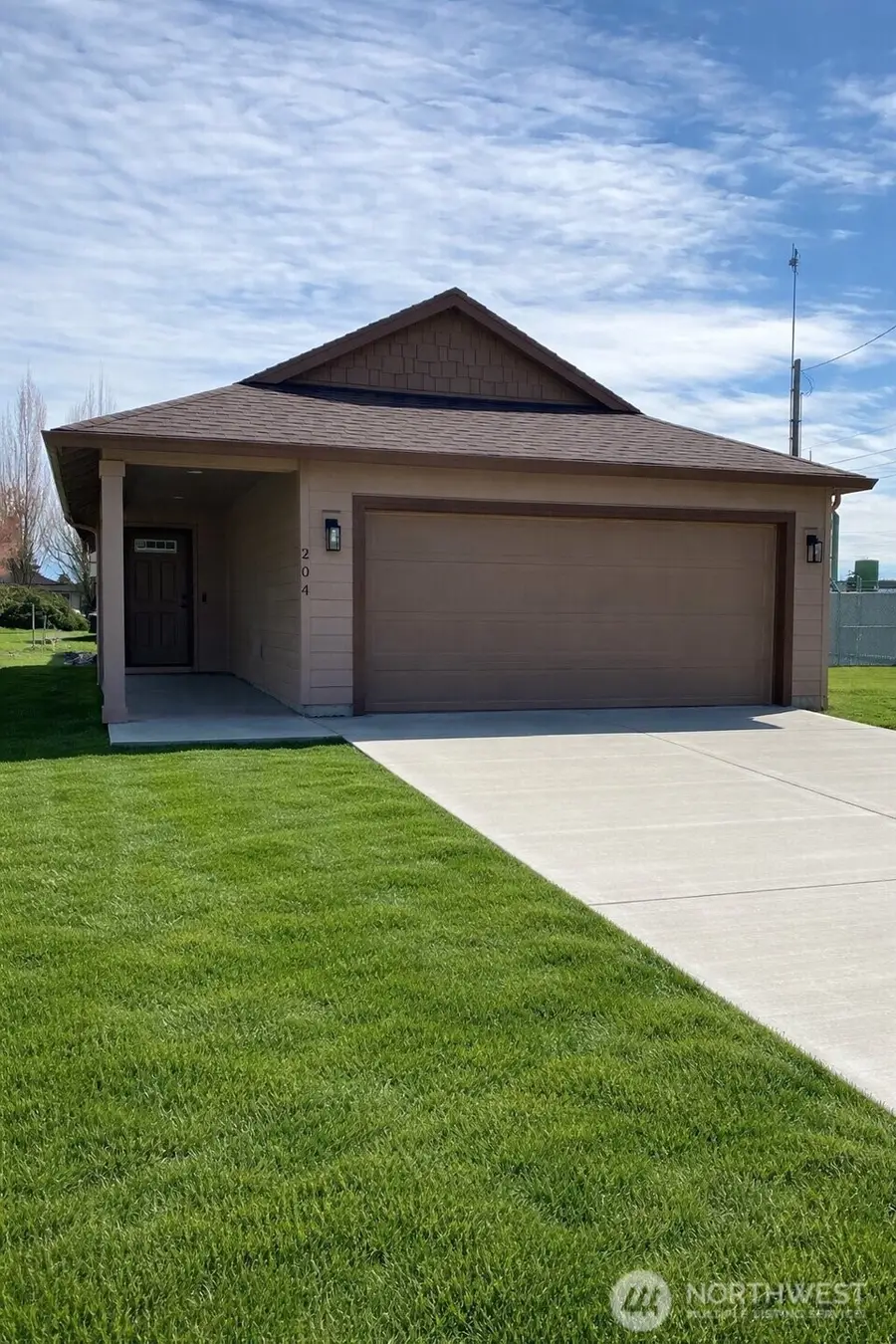 204 Douglas Street, Longview, WA 98632 - #2