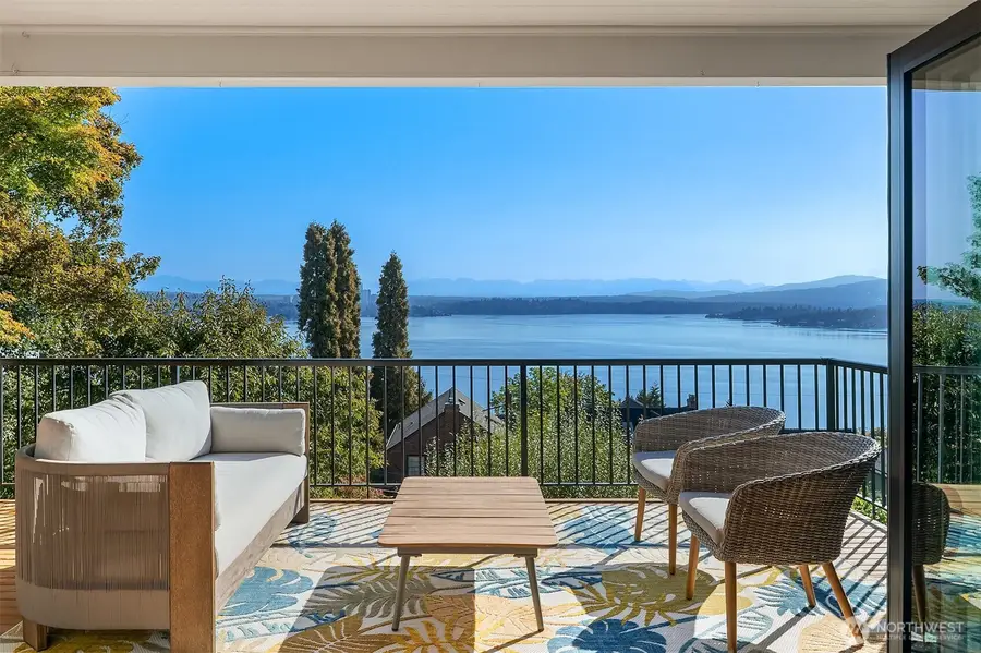 632 35th Avenue, Seattle, WA 98122 - #2