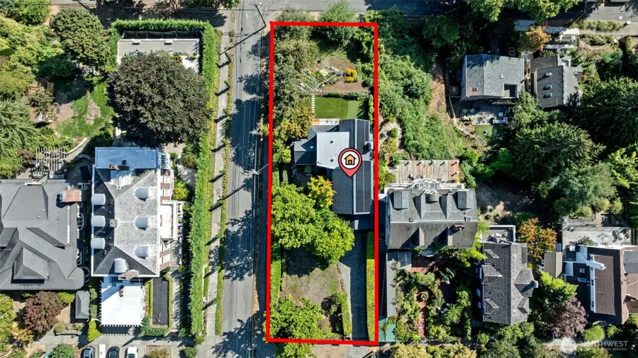 632 35th Avenue, Seattle, WA 98122 - #3