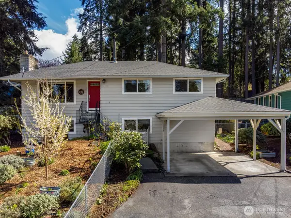 22803 66th Avenue W, Mountlake Terrace, WA 98043