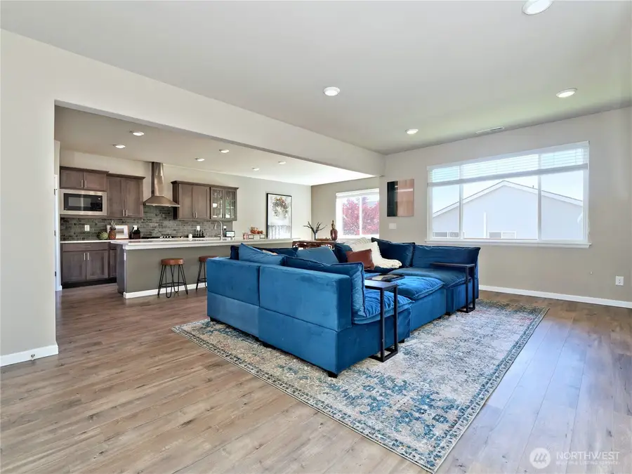 9932 15th Place Se, Lake Stevens, WA 98258 - #3