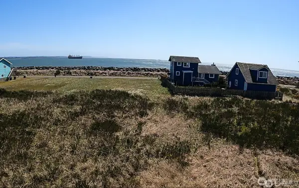 1454 Storm King Avenue, Ocean Shores, WA 98569