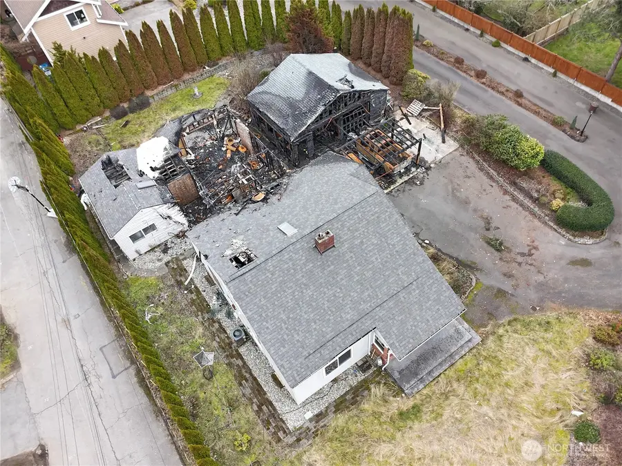 24005 76th Avenue W #9, Edmonds, WA 98026 - #2