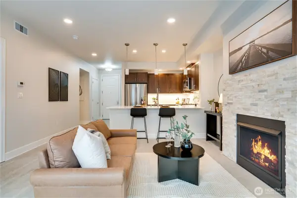 4961 Main St #517, Tacoma, WA 98407