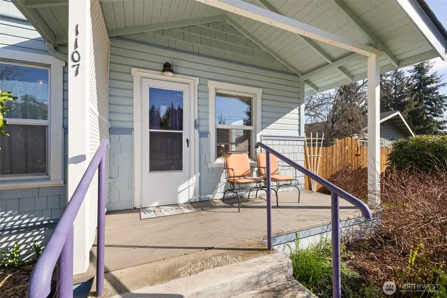 1107 W 16th Street, Port Angeles, WA 98363 - #2