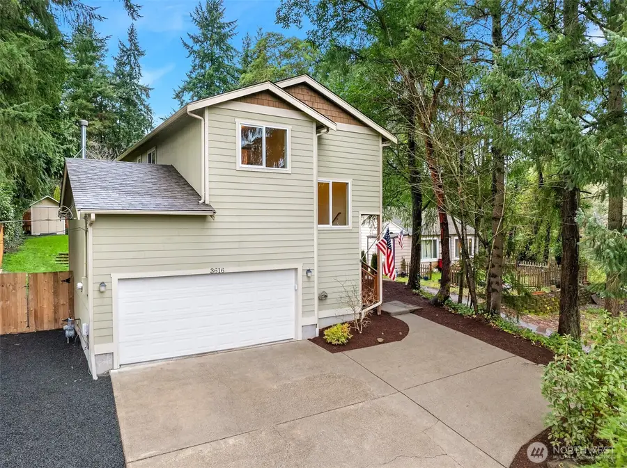 3616 W Arsenal Way, Bremerton, WA 98312 - #2