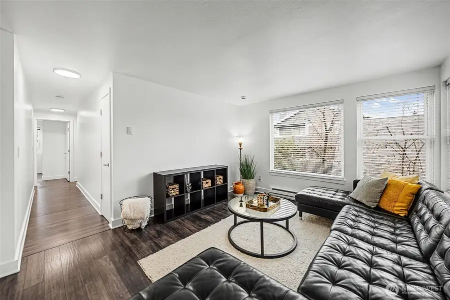 4111 Whitman Avenue N #402, Seattle, WA 98103 - #2