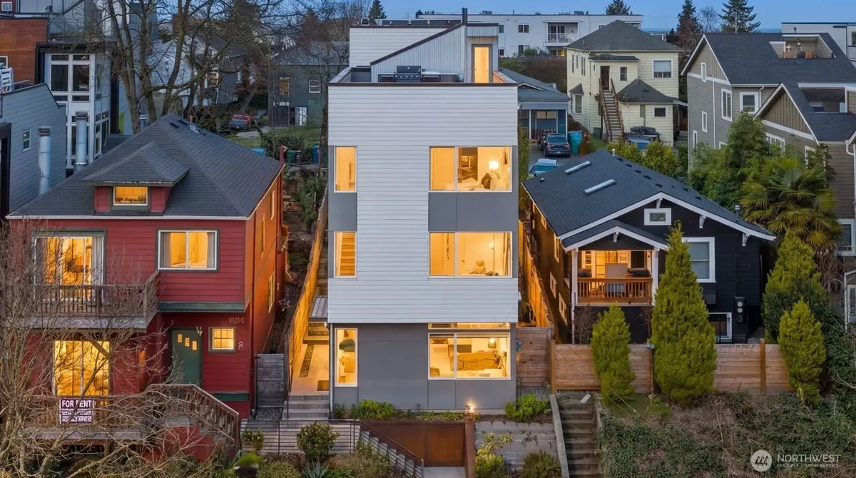 926 N 35th Street, Seattle, WA 98103 - #1