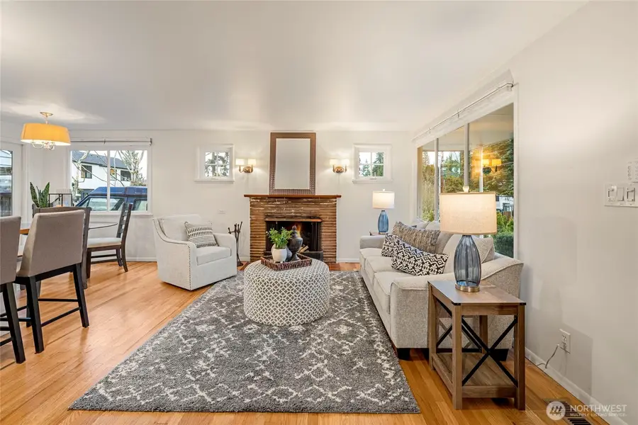 2527 72nd Avenue Se, Mercer Island, WA 98040 - #3