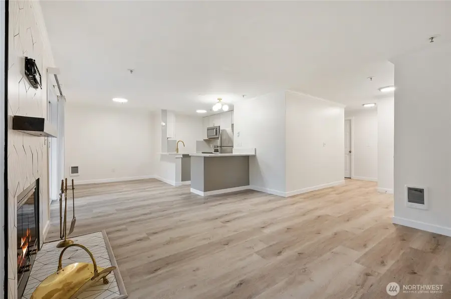 12618 109th Court Ne #H101, Kirkland, WA 98034 - #2